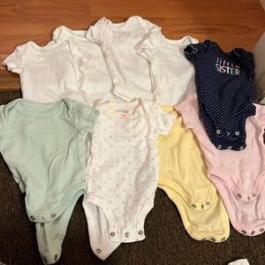 Carters & Cloud Island new born baby clothes  (9 pc bundle)